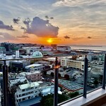 SKY BAR AUGUST MOON - 東シナ海に沈む美しい夕日