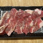 Yakiniku Tokumiya - 