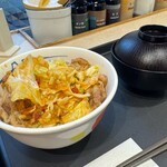 Matsuya Honanchoekimaeten - キャベツとベーコンのペペロンチーノ牛めし 並盛