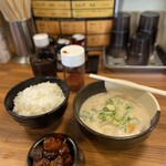 老虎苑 - 3.41／60 かす汁定食@550円