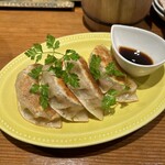 GYOZA SHACK DANRO - 