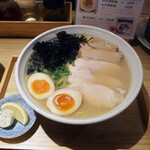 中華そば 稲るり - 料理写真:特こうじ白湯麺 