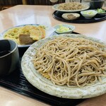 Izumi - 天盛りそば985円