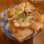 Tachinomi Sakaba Motto - とちお油あげの肉みそチーズ焼き