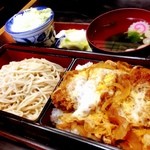 Omura - 夕ご飯は、盛りそばのカツ丼セット！(＾ｰ^)ノこれで次の会議を乗りきるです！(￣▽￣)