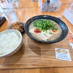 湾岸ラーメン食堂 - 