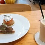 Patisserie Le Petite Bleu - 