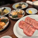 Yakiniku Nikudoushi Kitahama Honten - 