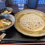 Nihachi Soba Mataroku - つけ豚肉蕎麦 ¥1000