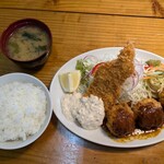 洋食のくんた - Bセット:さかなフライと3個のミンチカツ