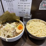 麺舗 十六 - 