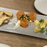 salmon atelier Hus - 