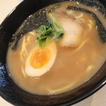 Hama Zushi Matsudo Koganehara Ten - 横浜家系ラーメン