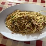 Pasta Naporitana Matsudo Rokuji Tsu Ten - 氷塩秋鮭と株なめこのペペロンチーノ