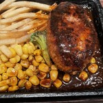 サムスアイランド - ライバルコンビネーションのショートリブ150g&ハンバーグ150g(1,990円)