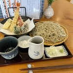 蕎麦 松風 - 秋野菜と海老の天せいろ2,500円