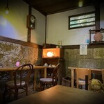 Naya Coffee Hinata - 店内