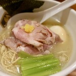 Madai Ramen Mengyo Hon Ten - 特製真鯛らーめん