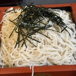 二八そば 一貴 - ざるそばなので刻み海苔！大盛りは早めに食べましょう！