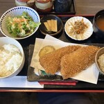 Aun - 本気のアジフライ定食(1,580円)