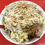 Tachikawa Mashimashi Nagaoka Ten - 中ラーメン(300g)野菜マシ/カラメ¥950+髭ニンニクトッピング(セルフ無料)