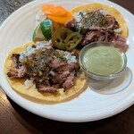 BINGO TACOS KITCHEN - Tacos de Carnitas　MASIZAマキサ　2P 1,200円