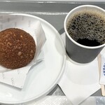 UPLIGHT COFFEE - バニラシュークリーム、モーニングコーヒー