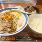 鶏だしらーめん蒼生 - 料理写真:旨辛貝豚まぜそばの唐揚げセット（¥1,290税込）