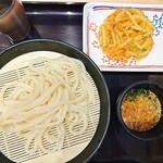 Hanamaru Udon Tsurumi Ekimae Ten - ざるうどん（小）+野菜かきあげ