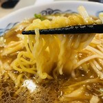 三代目 十八番 - 麺にあんがたっぷりと絡みます。