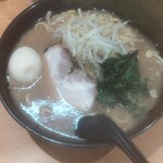 横浜ラーメン てっぺん家 - 