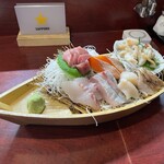 Sashimi Izakaya Nakazen Hon Ten - 刺身舟盛り