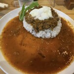 Curry Ya Mantendo - 皿が透けて見えそう。