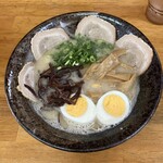 久留米ラーメン丸八 - 料理写真: