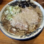 麵屋春馬 - 料理写真:ルーキー煮干し　醤油　太麺　脂多め