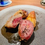 Osteria & Bar Ristoro - いのししのロースト　臭みは全くなく、しっかりとした肉感ながら柔らかく美味。脂のところはカリッと焼かれていてまた美味。私はもう少しお腹を空かせて食べたかったです。