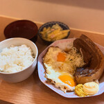 Butamon Tenma Ten - キングチャーシュー定食