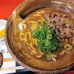 Tokumasa Morinomiya Ten - 今日は 中盛りにしてもらい、トッピングはお肉と、卵の黄身にしてもらいました