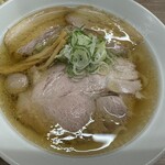 Ryuno Hige Ichigi - あっさり醤油一義ラーメン