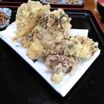 Pension Hanano Ya - 秋の山菜定食、天然舞茸と香茸天ぷら