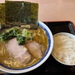 らーめん 支那虎 - 『真･支那虎ラーメン＆半ライス』