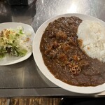 カフェ　フランジパニ - スパイシーポークカレーの激辛！通称: 池間スペシャル！！