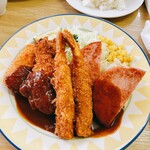 洋食 ZORO - エビフライ、チキンカツ、クリームコロッケ、ハムステーキ