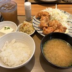 Yayoi Ken Komaki Gochu Ten - 唐揚げ定食