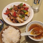 春華飯店 - 料理写真: