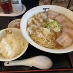 喜多方ラーメン 坂内 - 