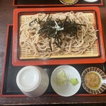 江戸そば きちじ - 料理写真:ざるそば 大盛