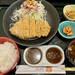 Tonkatsu Koike - ロースかつ定食　1,580円