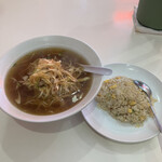 中国料理 陽華飯店 - ネギラーメン半チャーハン８００円が７７０円