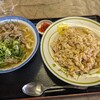 Tenroku Shokudo - 肉うどん 500円　ヤキメシ 500円